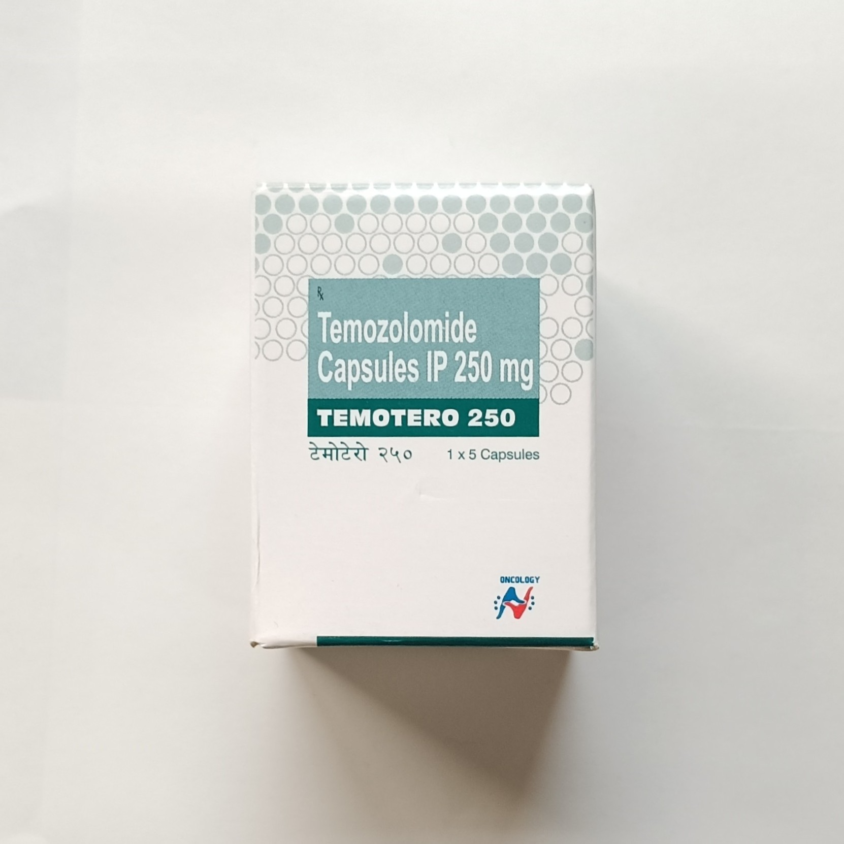 Temotero 250mg Capsule is used to treat certain types of brain cancers.